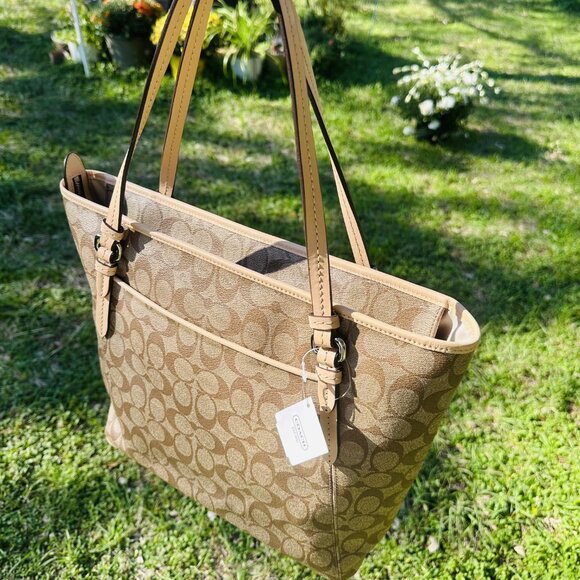 COACH Peyton Signature Zip Top Tote– F28365 Light Khaki/ MSRP $328 - Picture 3 of 15